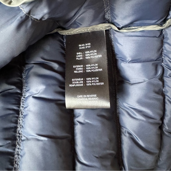 Tommy Hilfiger
Men's Quilted Vest size medium new with tags - Picture 14 of 15